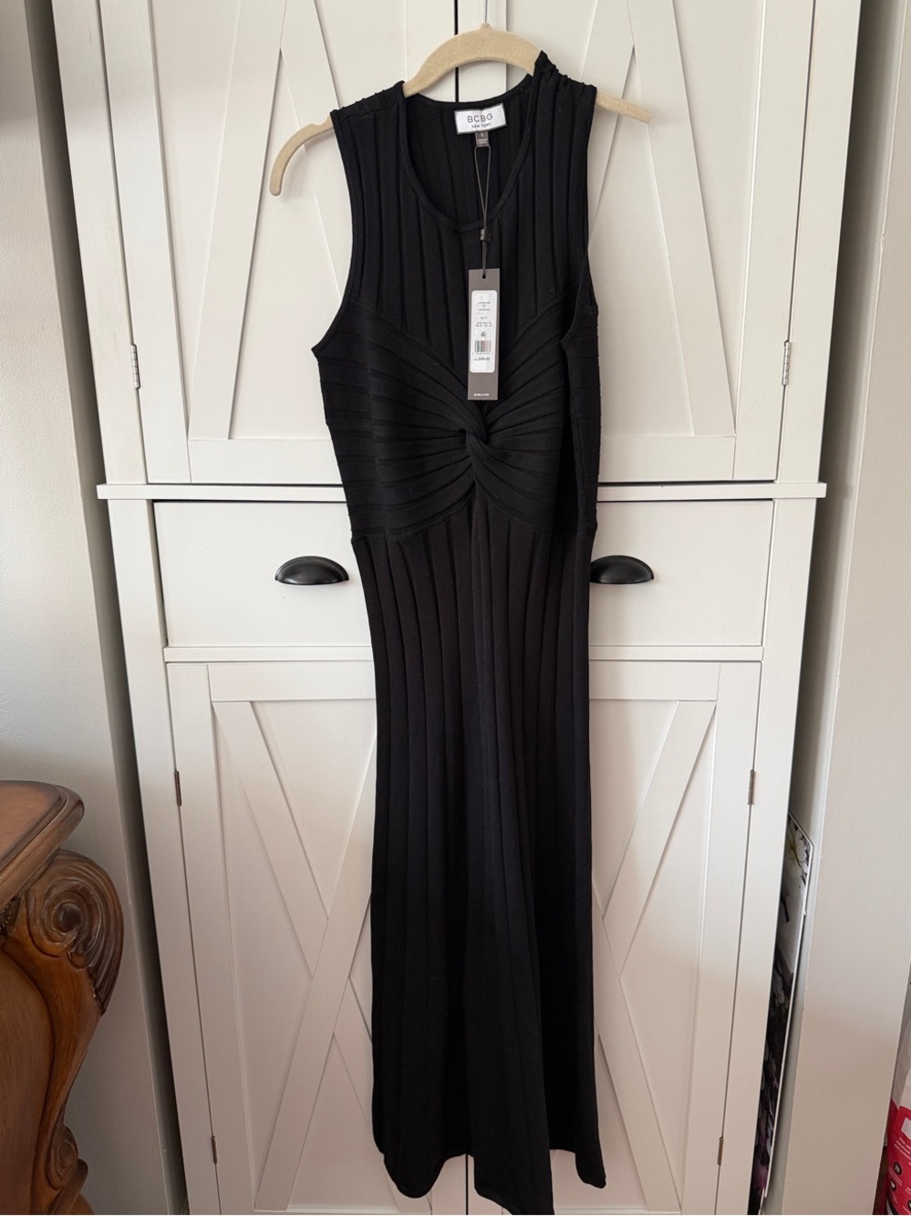 BCBG Black Sleeveless Twist-Knot Ribbed Maxi Dress